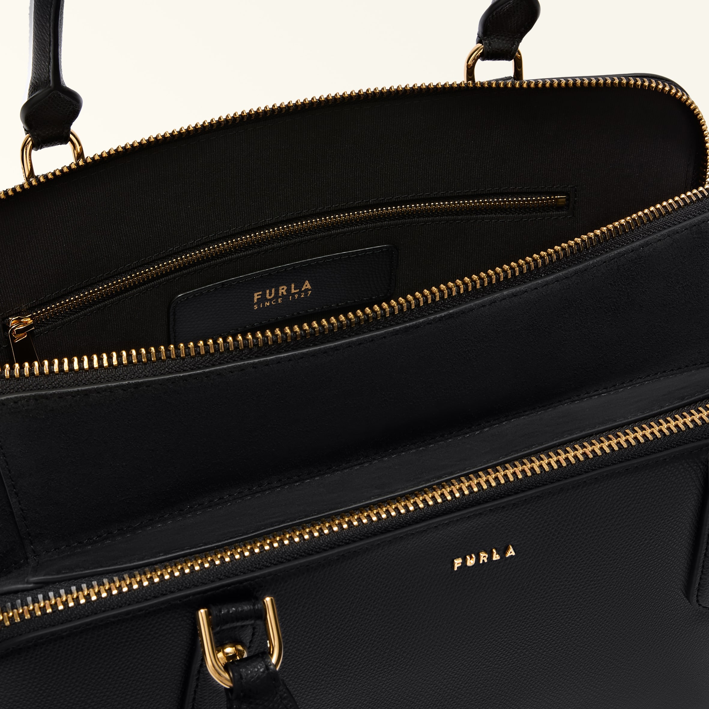 Furla Giulia Boston Bag L