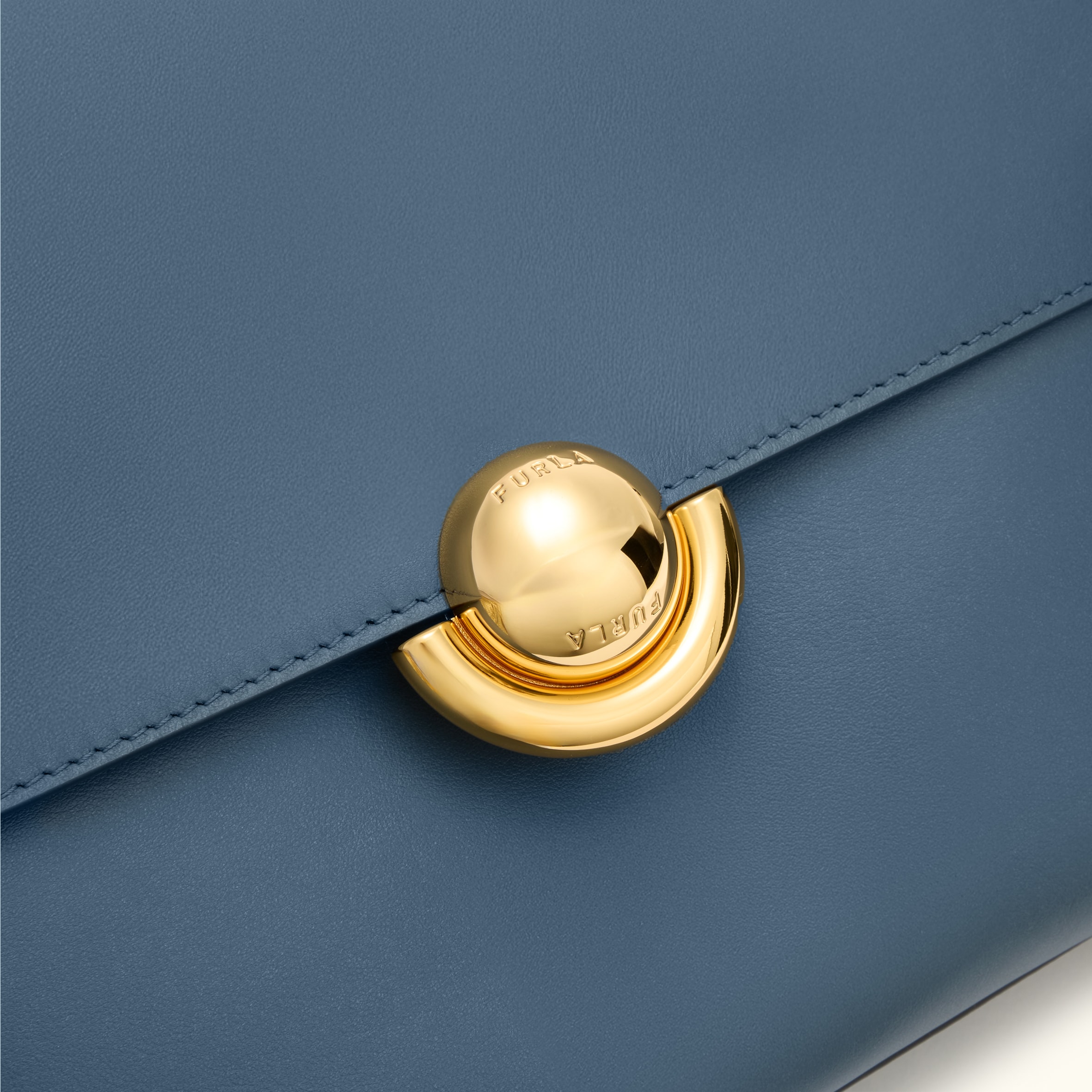 Furla Domus Shoulder Bag S