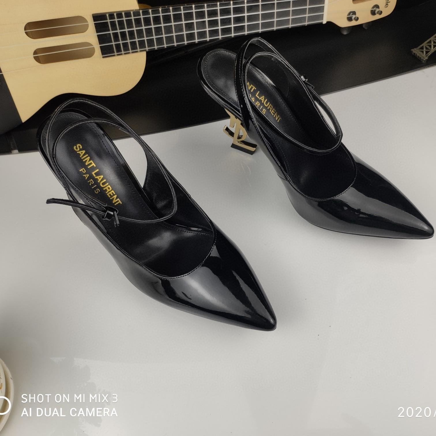 Saint Laurent YSL Pointed patent leather high heels 10.5CM Slide Sandal