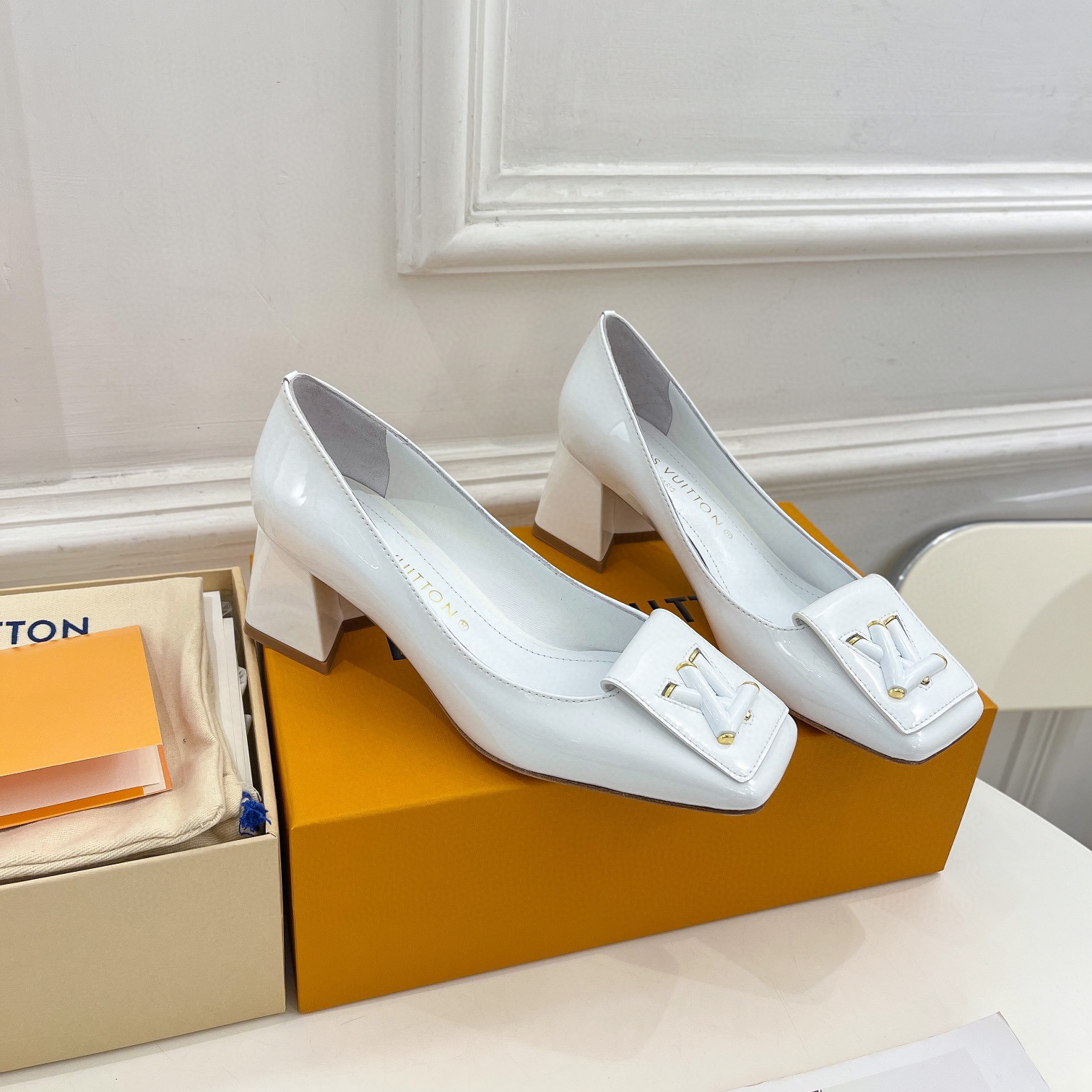 Louis Vuitton LV Trendy Casual Chunky Heels Slide Sandal