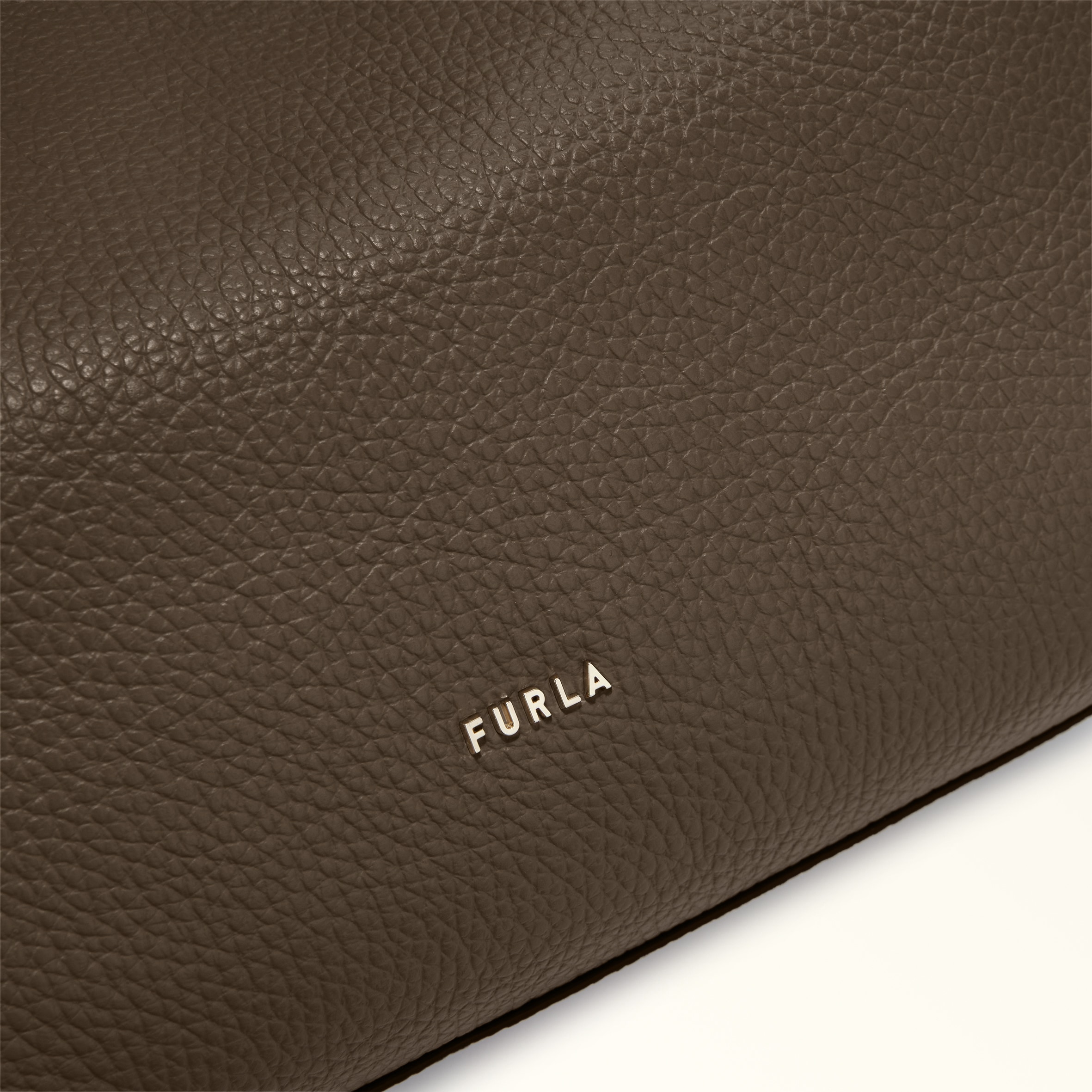 Furla Lara Shoulder Bag M