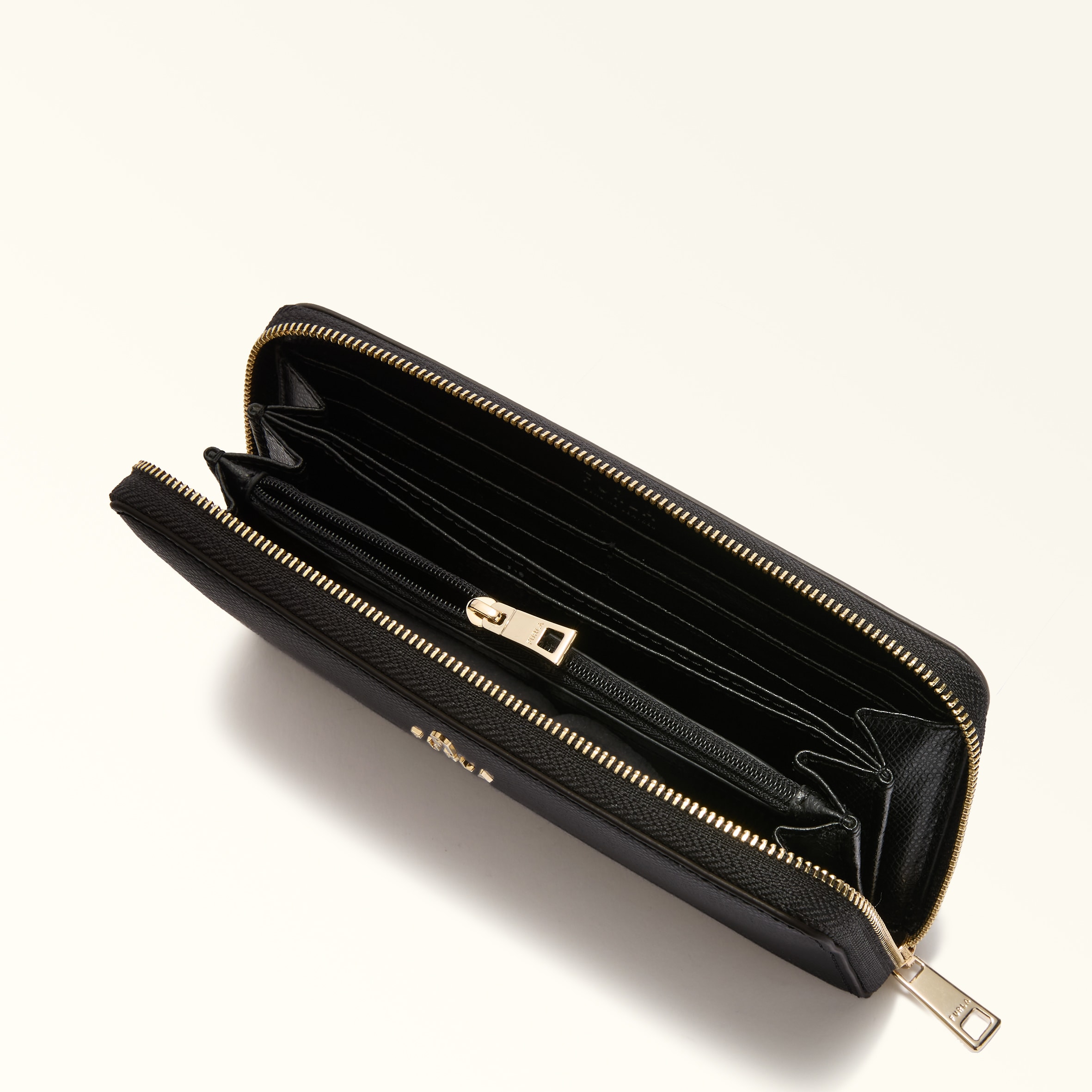 Furla Camelia Zip Around XL