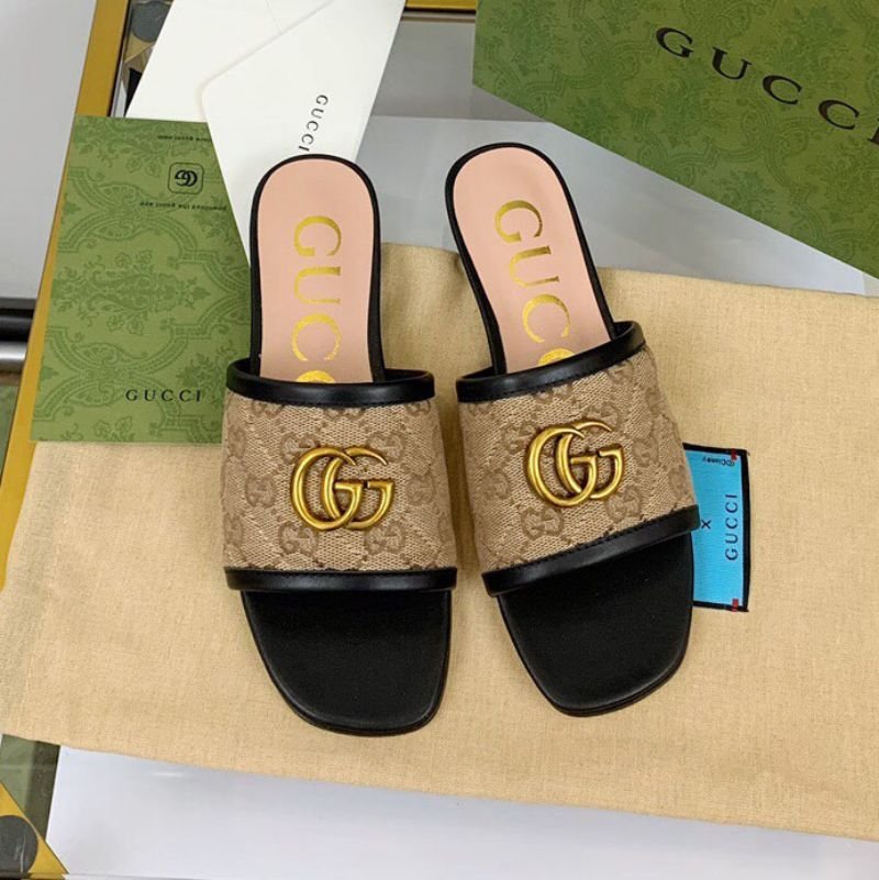 Gucci Double G Slide Sandal 619893