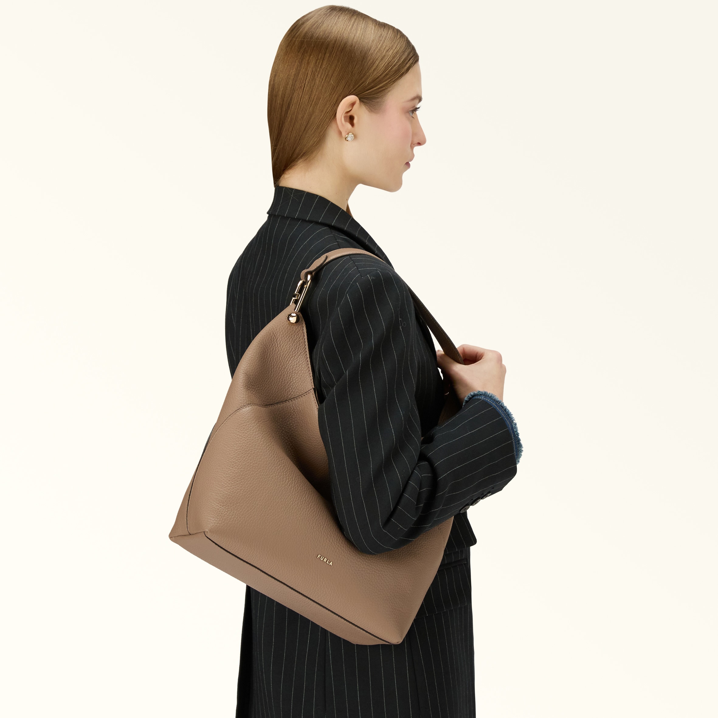 Furla Lara Shoulder Bag M