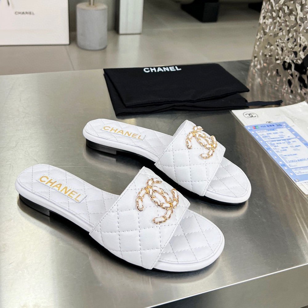 Chanel Lambskin Fashion Flat Sandals Slide