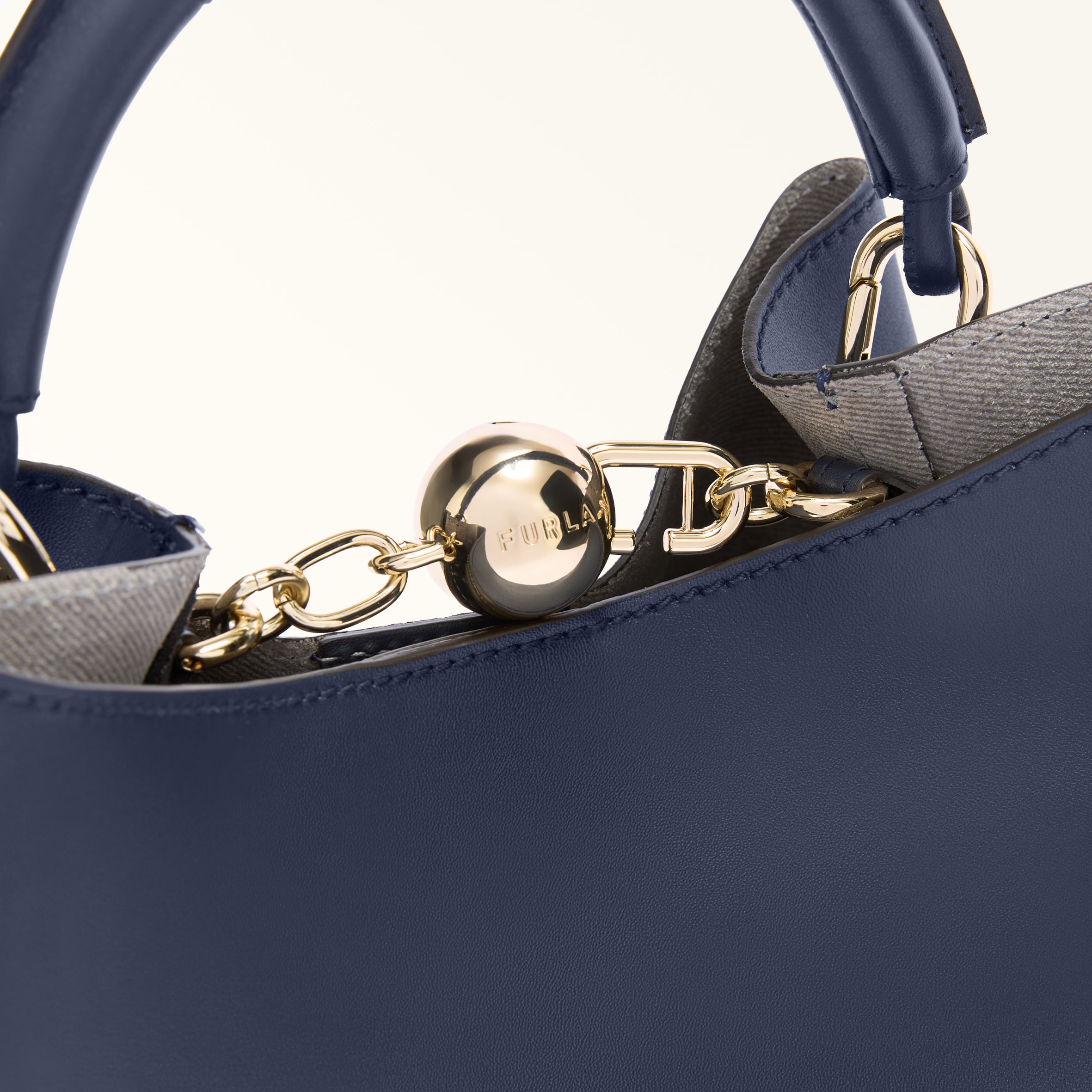 Furla Sfera Bucket Bag S