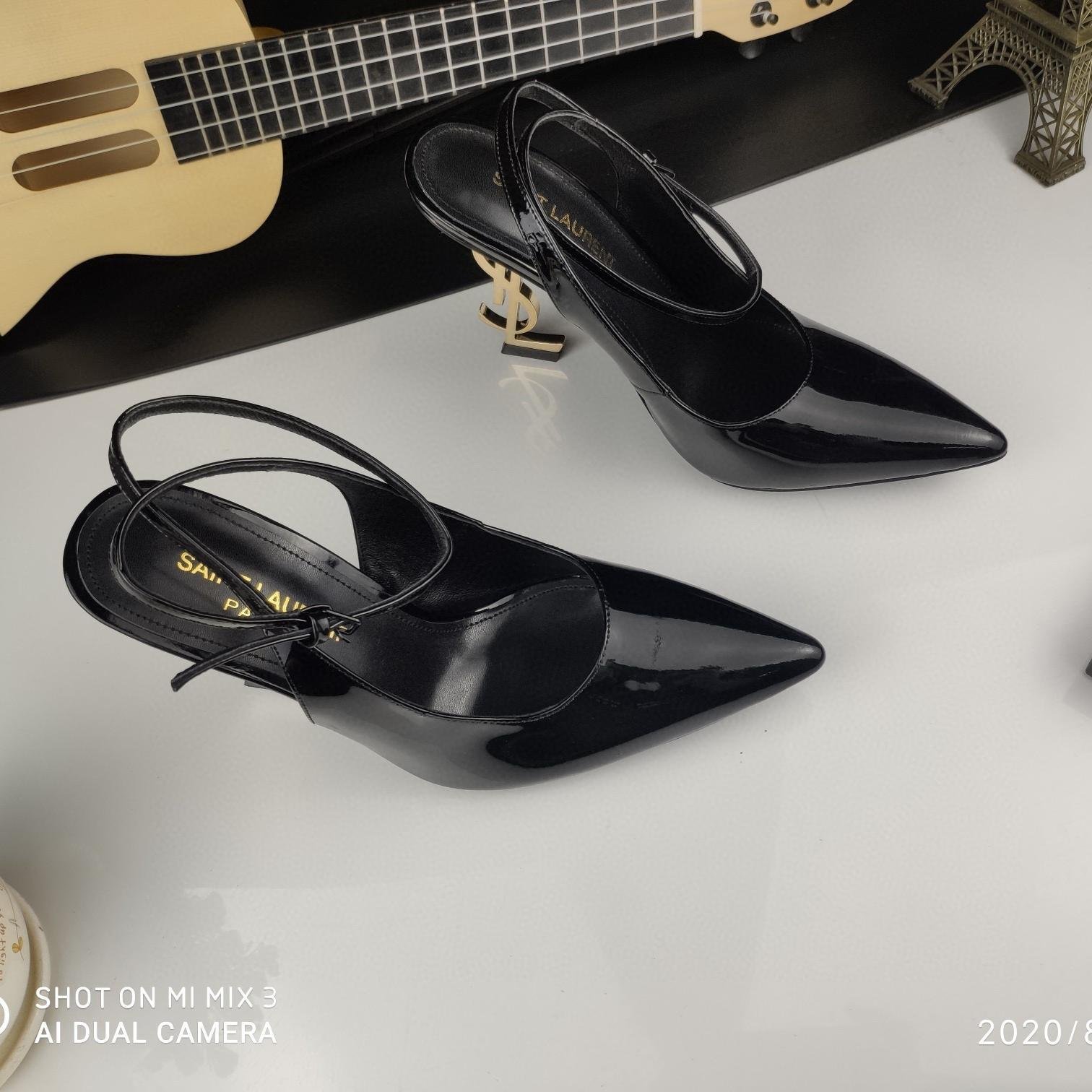 Saint Laurent YSL Pointed patent leather high heels 10.5CM Slide Sandal