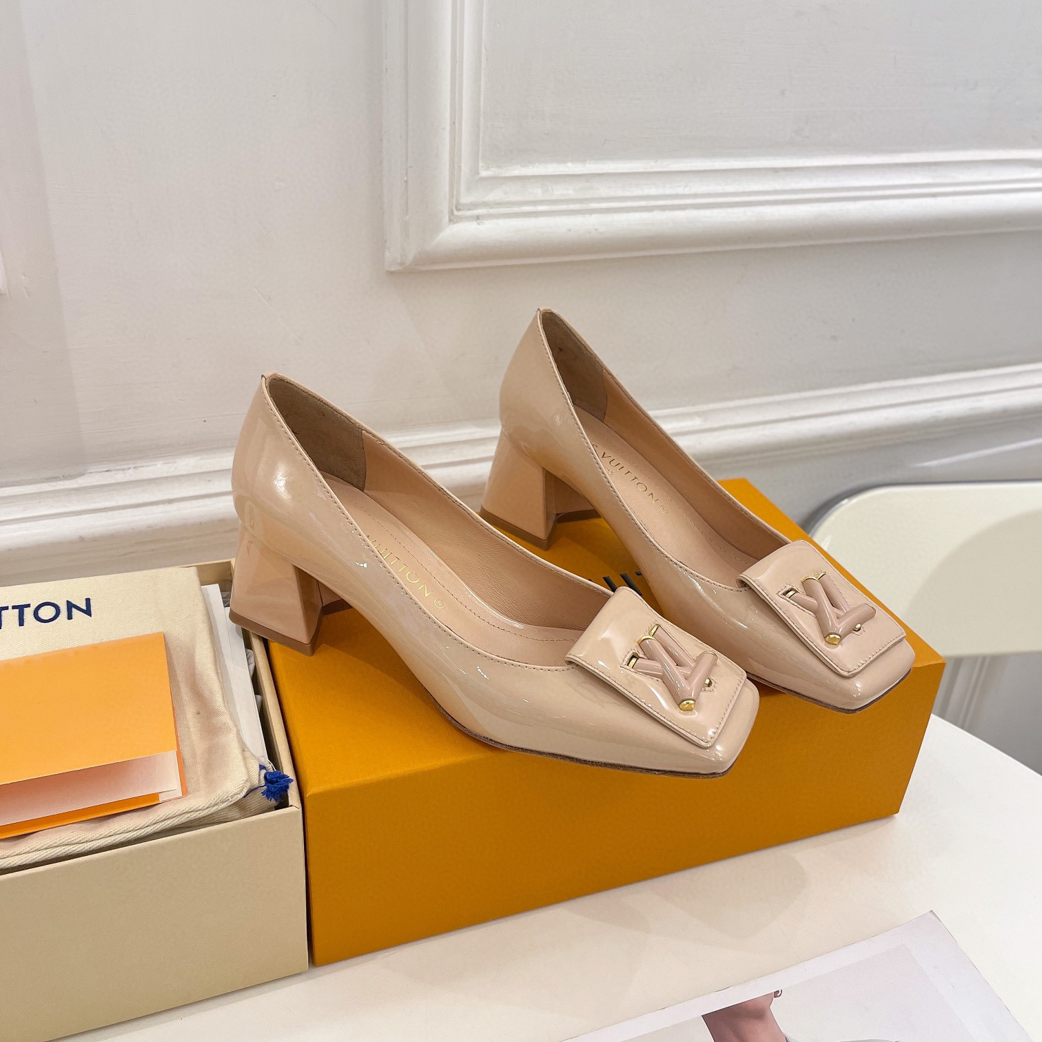 Louis Vuitton LV Trendy Casual Chunky Heels Slide Sandal