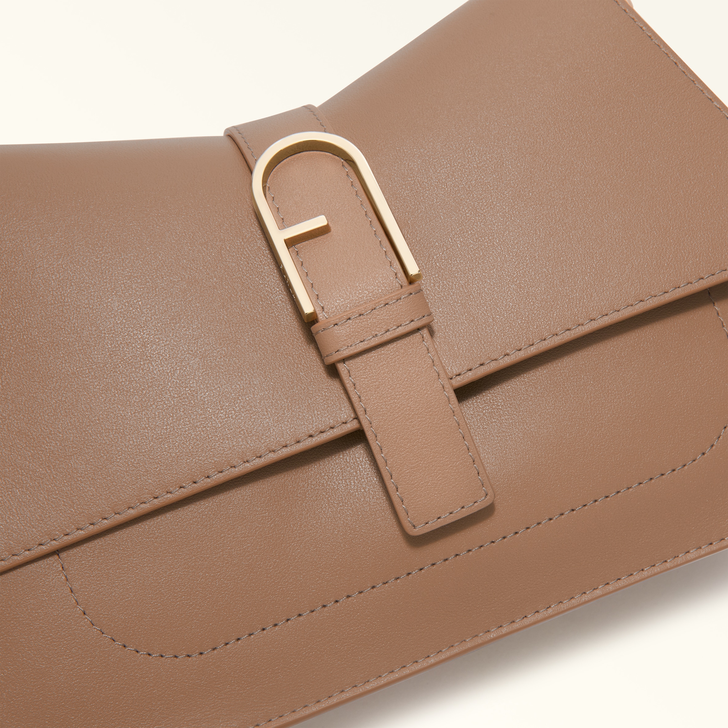 Furla Flow Top Handle M