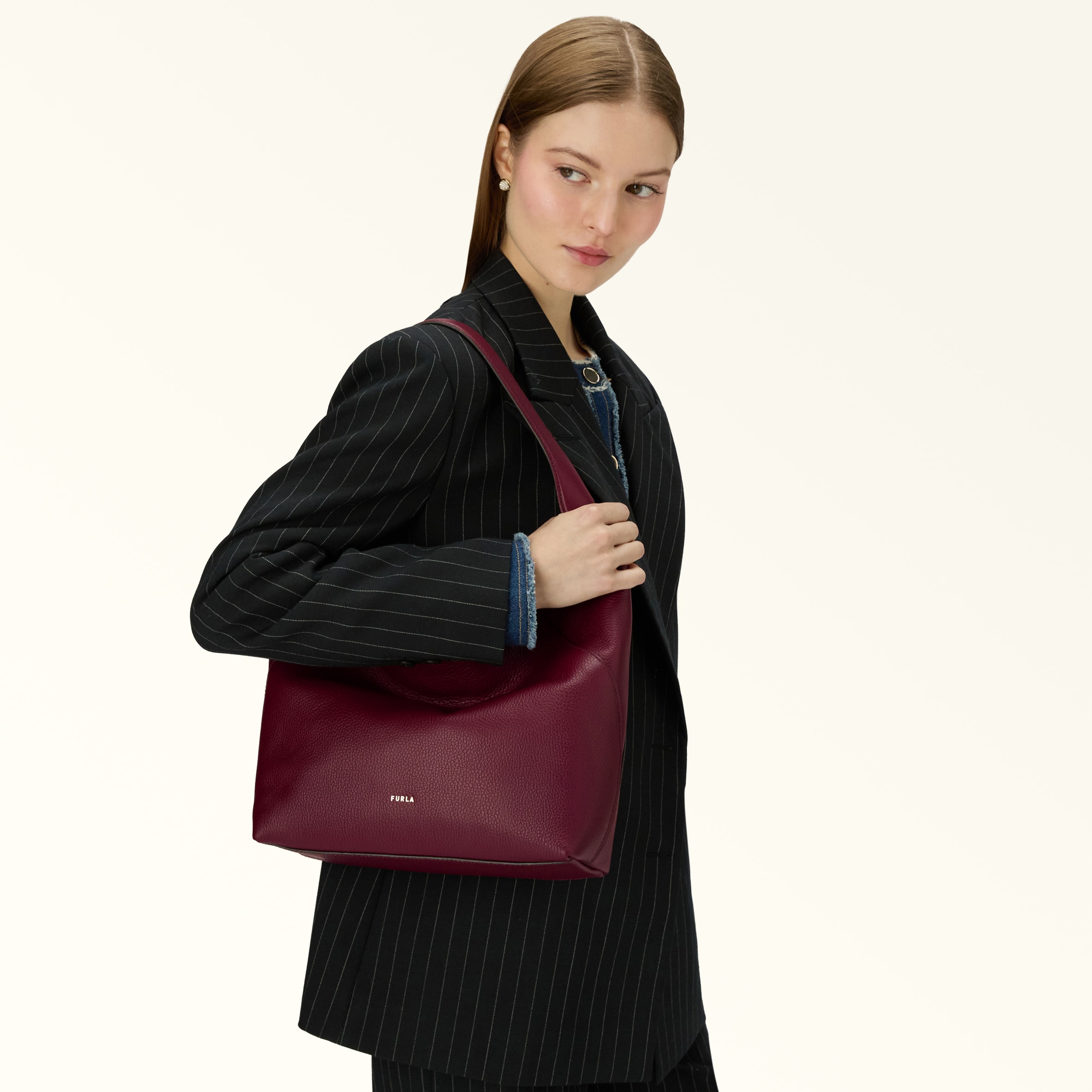 Furla Lara Shoulder Bag M