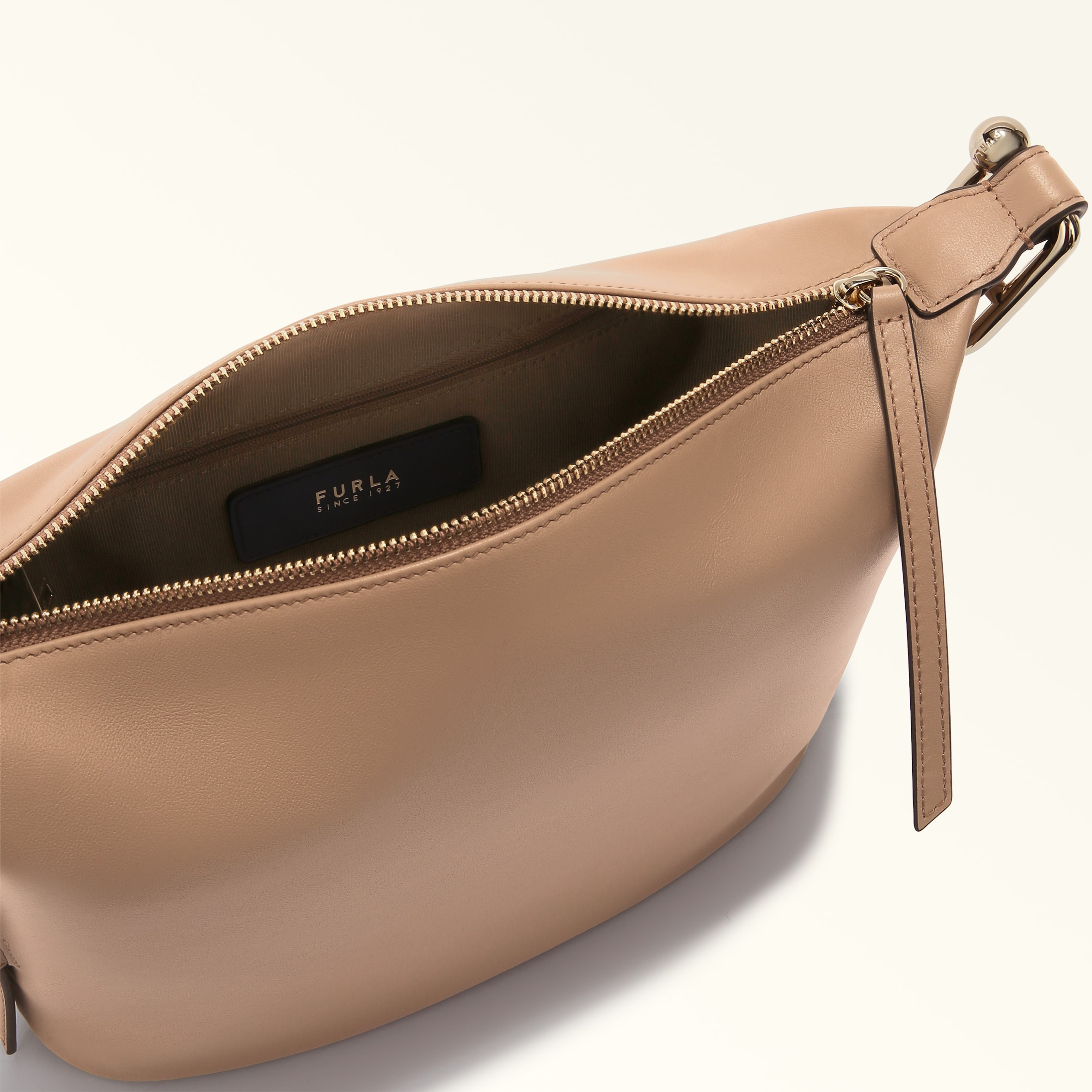 Furla Nuvola Shoulder Bag M